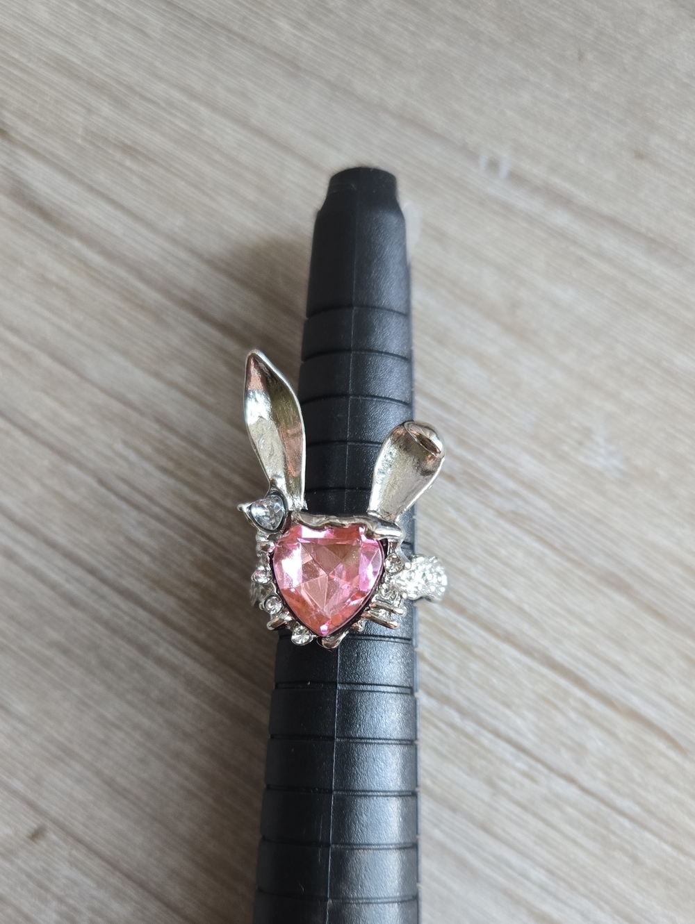 Silver-Tone Pink Heart Bunny Ring with Clear Accent Stones.Size 4